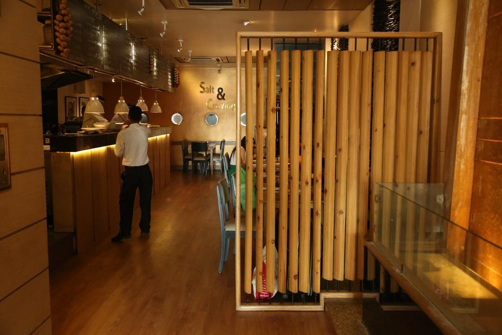 Hotel President Dehradun Ngoại thất bức ảnh